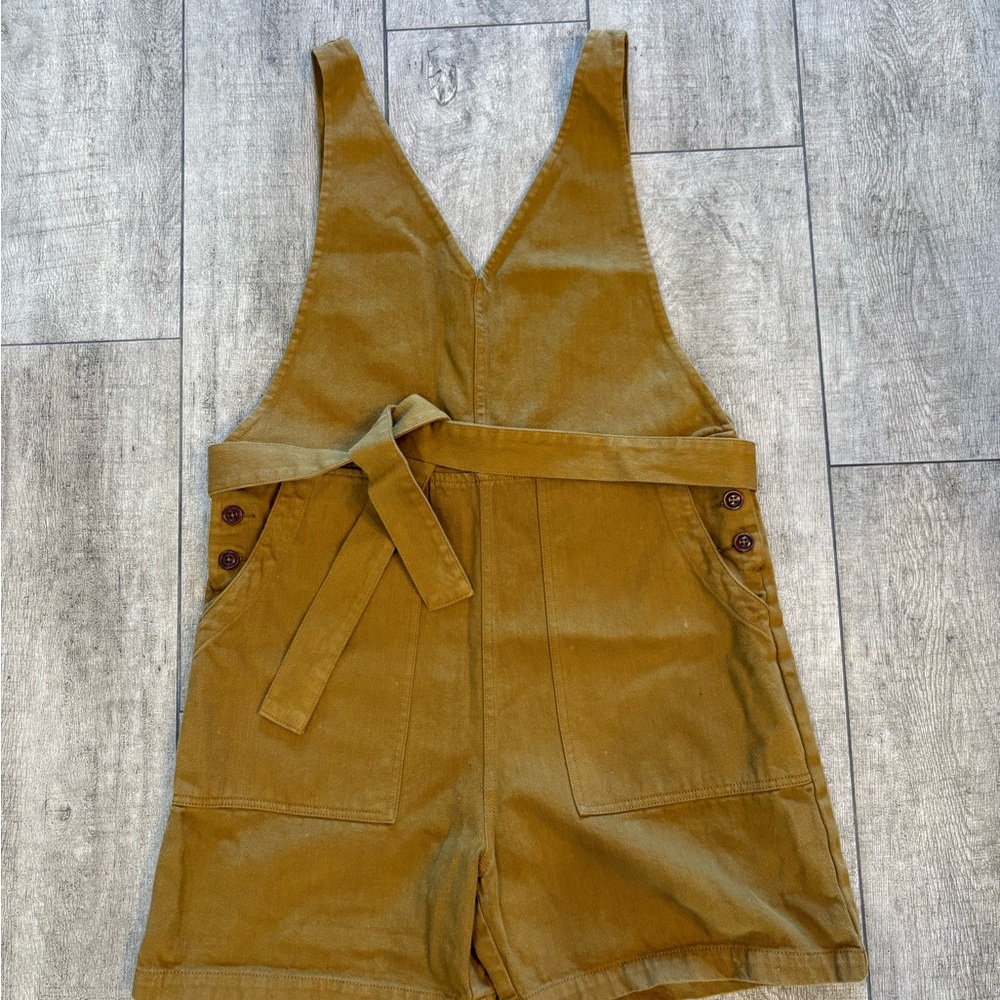 Alex Mill Ollie Short Overalls in Golden Khaki (sz: L, nwt)